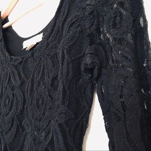 URBAN OUTFITTERS | BLACK LACE DRESS